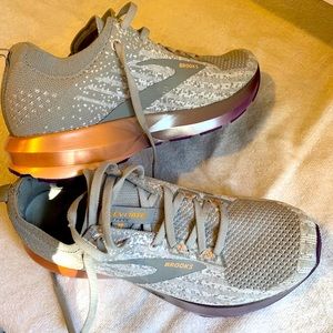 Brooks Levitate 3